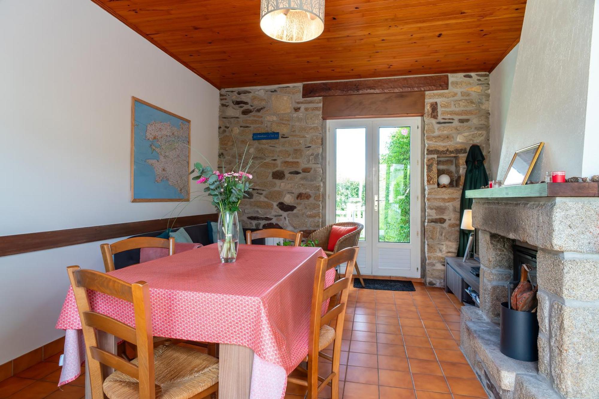 Loustic Villa Plomodiern ภายนอก รูปภาพ
