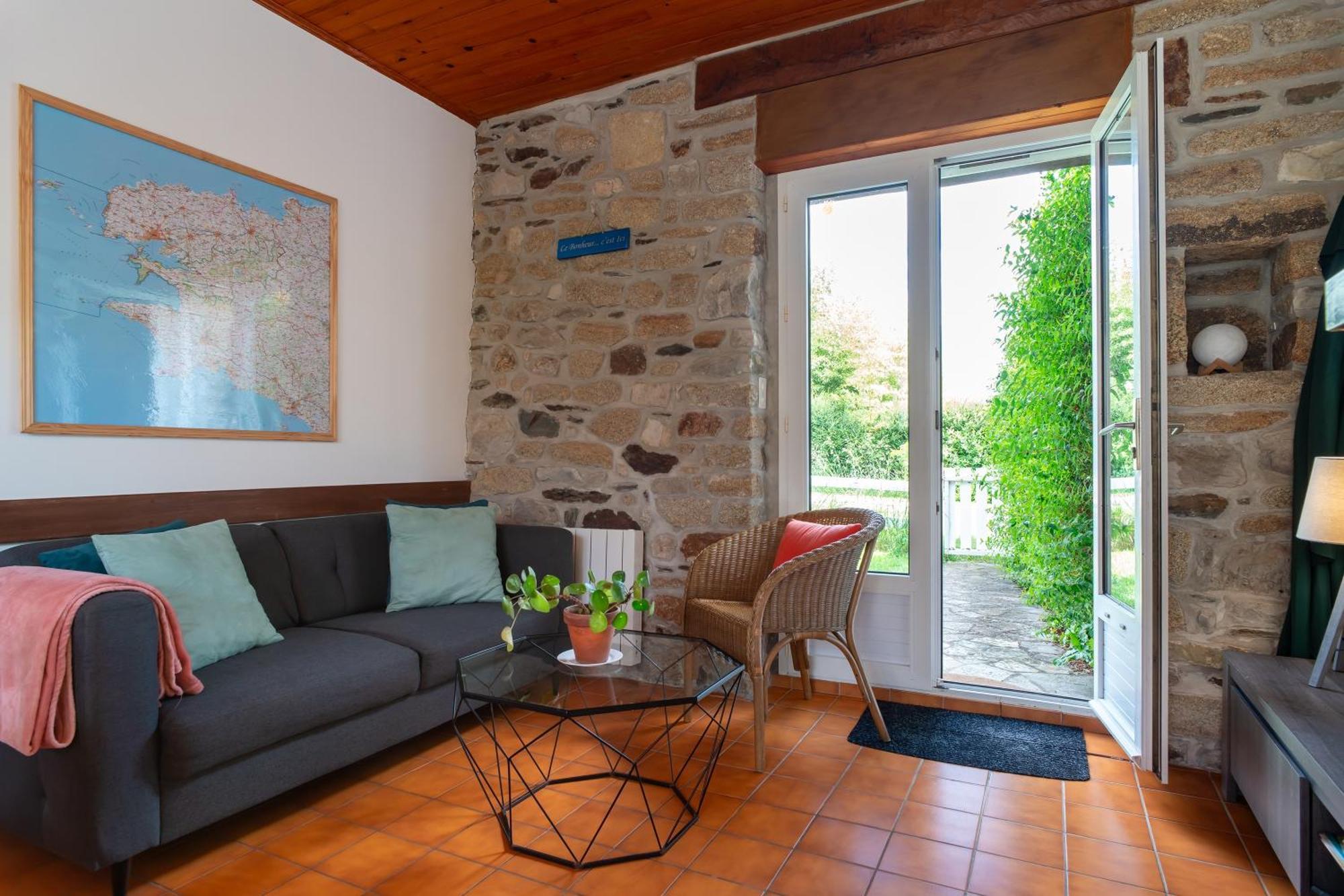 Loustic Villa Plomodiern ภายนอก รูปภาพ